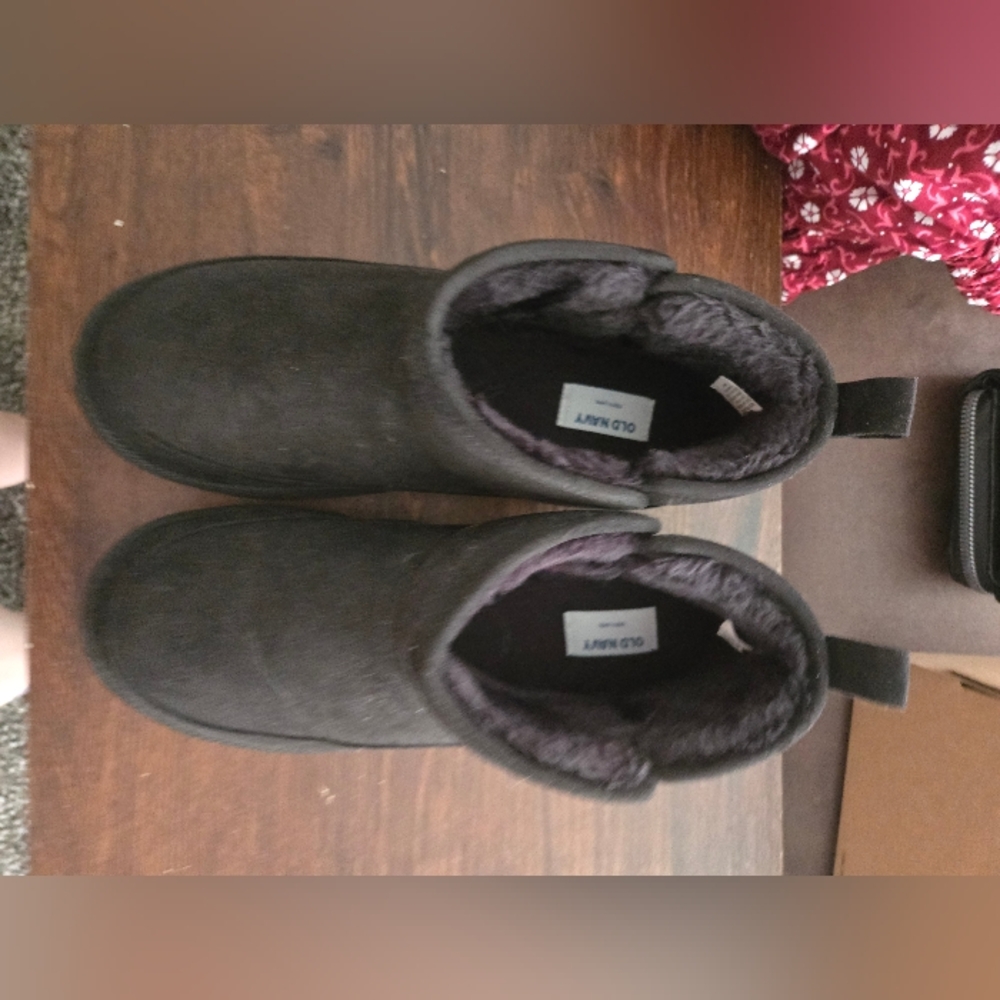 Womens Ankle Boots...size 8